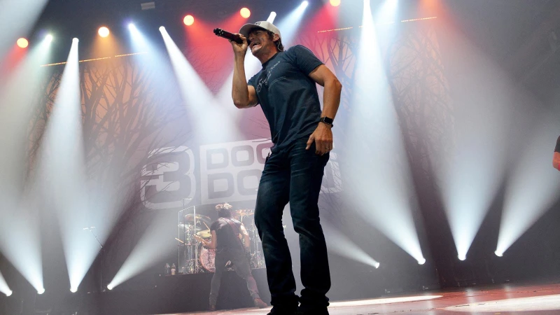 Meghalt Brad Arnold, a 3 Doors Down frontembere