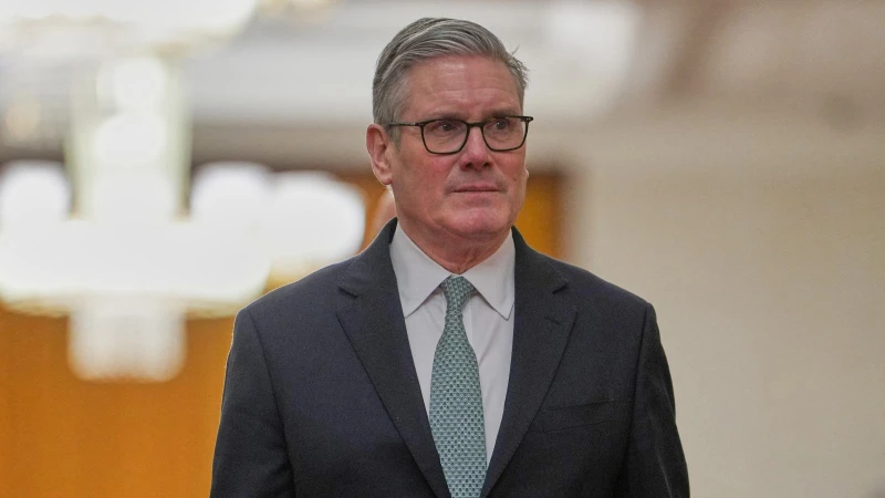 Egyre nagyobb bajban a brit kormányfő, a kabinetfőnöke után a kommunikációs igazgatója is lemondott