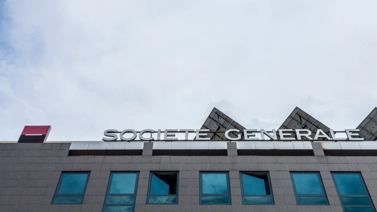 Megtört a jég a nagy európai-amerikai bankháborúban, három nagybank állt a fordulat élére