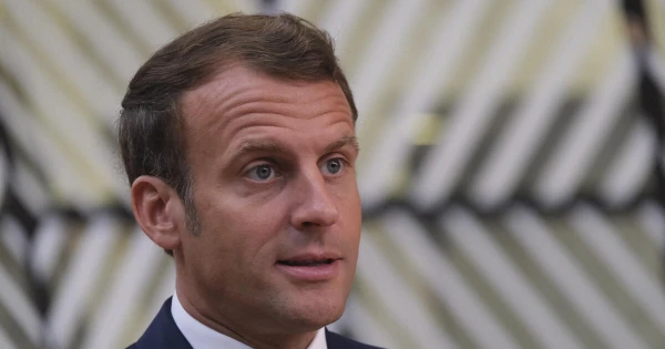 A francia elnök nagyhatalmat faragna Európából