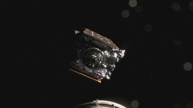 Egy millió műholdat lőne fel Elon Musk