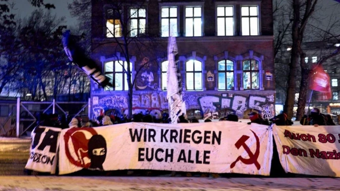 Egyoldalú pénzosztás Berlinben: a baloldal dönt, a jobboldal a célkeresztben