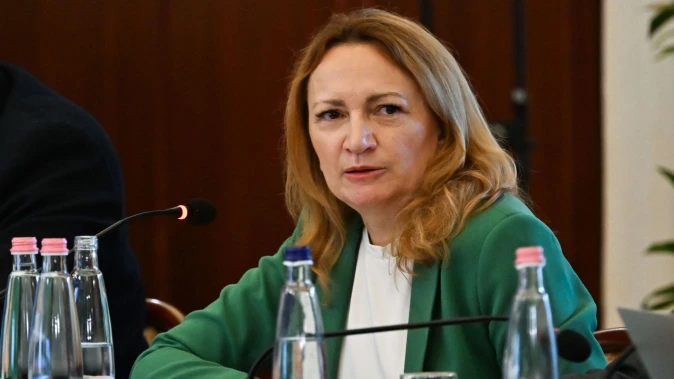 Menczer Tamás elárulta, kit képvisel valójában Bujdosó Andrea