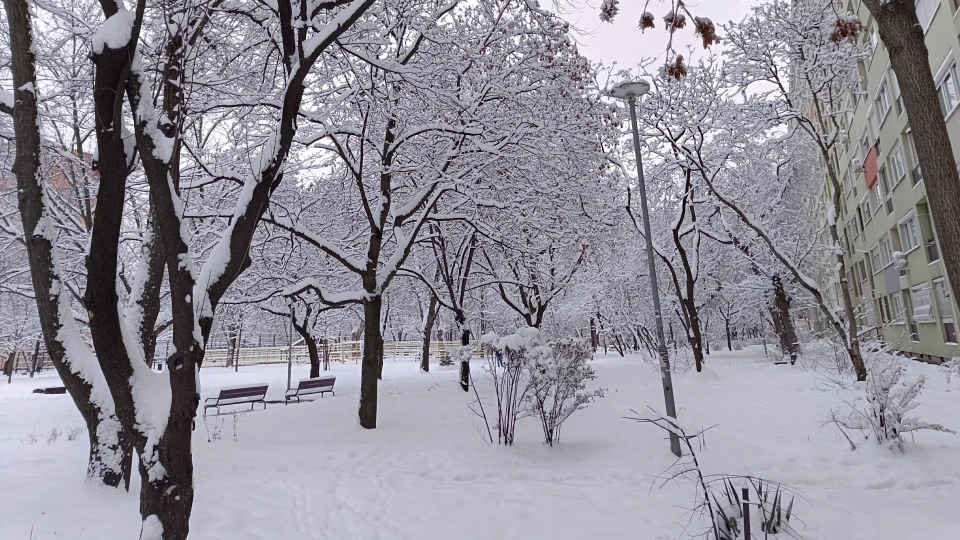 Váratlan időjárási fordulat: havazni kezdett Magyarországon!