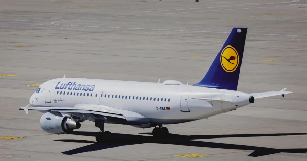 A Lufthansánál sztrájkra készülnek: járattörlésekre és késésekre kell számítani csütörtökön