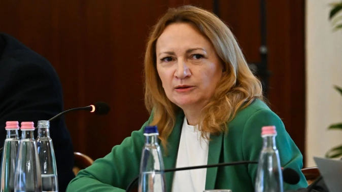 Bujdosó Andrea a Shell-részvényeiről nem szeret beszélni, de az orosz gázról való leválást támogatja+ videó