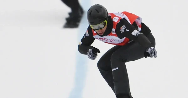 Edzésen tört el a nyaka az ausztrál snowboardosnak, de csak másnap derült ki