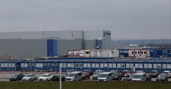 Ítéletet hozott a Kúria a Samsung ügyében, de nem arról, hogy a gyárban minden rendben van