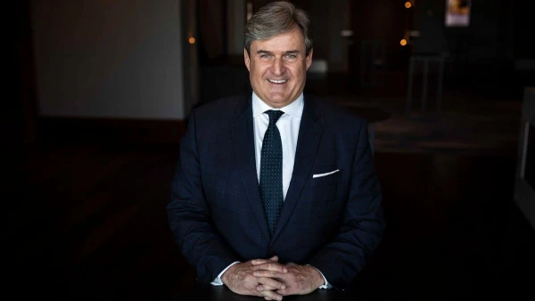 Kapitány István becses figyelmébe: itt vannak a „nem létező”, boldog hazaköltözők – jó olvasást!