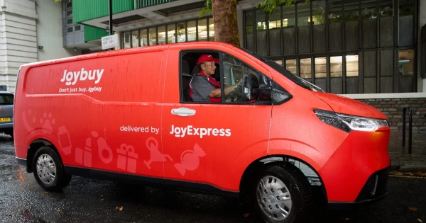 Kínai futárcég érkezik, a Media Markt felvásárlója aznapi kiszállítást ígér