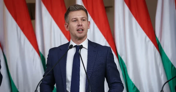 Magyar Péter találkozót kezdeményez a Samsung vezetőivel