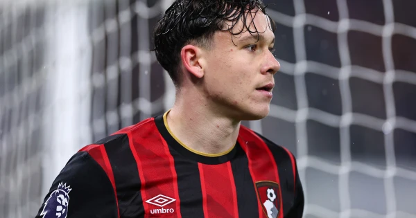 Remekül megy Tóth Alex beilleszkedése Angliában, olasz futballikon ihlette új becenevét