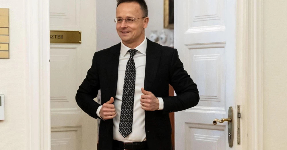 Szijjártó Péter: A Brüsszel-Kijev koalíció célja a kormány kiiktatása