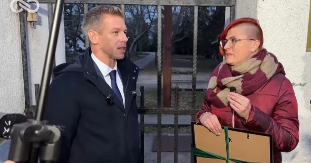 Vissza az „eredethez” Magyar Péter újból Bicskére látogatott