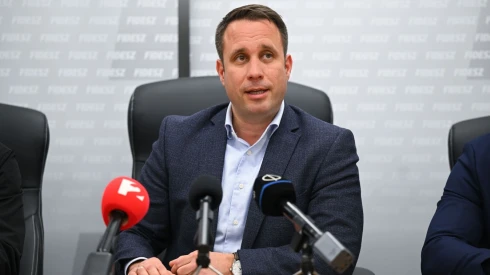 Dömötör Csaba: Nem tanult a 20. század borzalmaiból a Tisza brüsszeli pártja