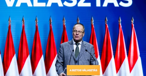 Navracsics Tibor: A választásokig nem tárgyalunk a befagyasztott EU-pénzekről