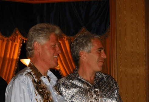 „Nem láttam semmit, és nem tettem semmi rosszat” – Bill Clinton az Epsteinhez fűződő kapcsolatairól