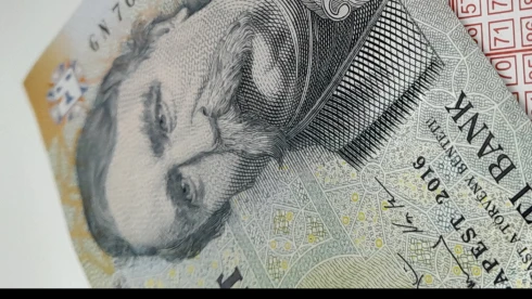 Történelmi magasságokban a főnyeremény: hónapok óta erre a pillanatra várnak a magyarok