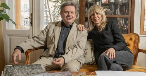 Egyedülálló lakásszínházi bemutató – Monspart Sarolta bőrébe bújik Péterfy Bori