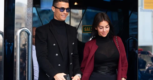 Könnyű annak, akinek luxus magángépe van: Cristiano Ronaldo már le is lépett a háborús térségből