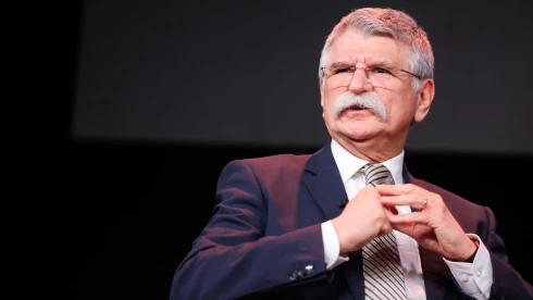 Ezt tanítani kellene: Kövér László elárulta a Telexnek, mi lesz a „független” sajtó sorsa (VIDEÓ)