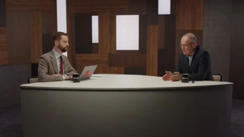 Így iskolázta le Navracsics Tibor a Partizán műsorában Gulyás Mártont (VIDEÓK)