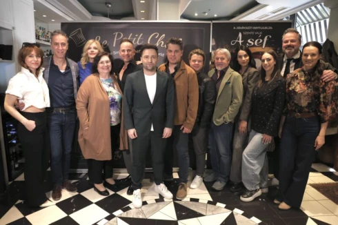 Jön a Séf – Exkluzív gasztronómiai élménnyel hangolódtak a színészek a Játékszín premierjére