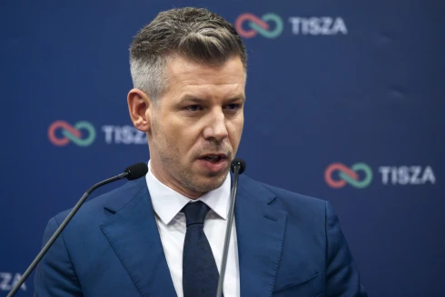 Magyar Péter az orosz titkosszolgák távozását követeli