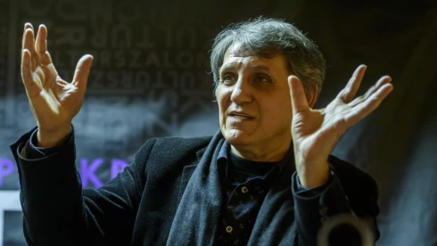 Március 6-án történt