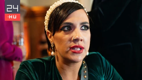 „Nyugodjunk már meg, a franc egye meg!” – Tóth Gabi reagált a hírre, miszerint gázriasztó pisztollyal lőttek rá egy fideszes aktivistára