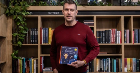 Az űr után Kapu Tibor a gyerekszobákat is meghódítja
