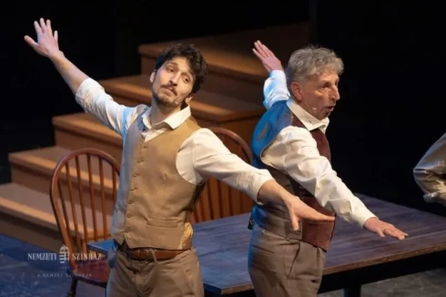 „Észrevette valaha az ember az életet, miközben leélte?” – A mi kis városunk a Nemzeti Színházban