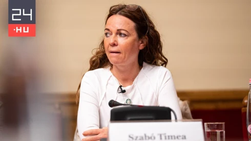 A választástól való visszalépésre kéri Szabó Tímeát az óbudai MSZP, és elhatárolódik a polgármestertől is