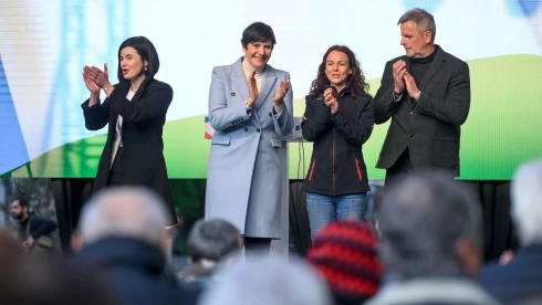 Beindult a háború a baloldalon: egymásnak esett a DK és az MSZP