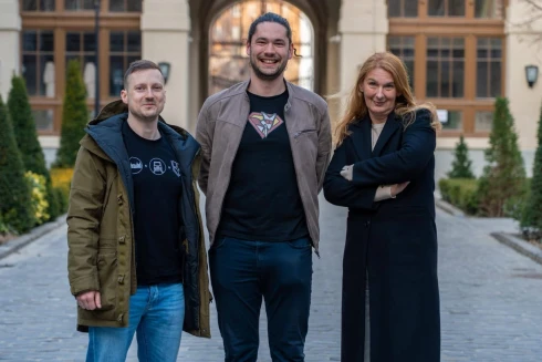 Soproni Tamás és Baranyi Krisztina az MKKP listáját támogatja