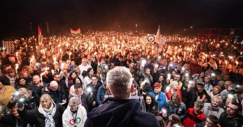 Gödön ezúttal tényleg befolyásolhatják a választást a Samsung botrányai