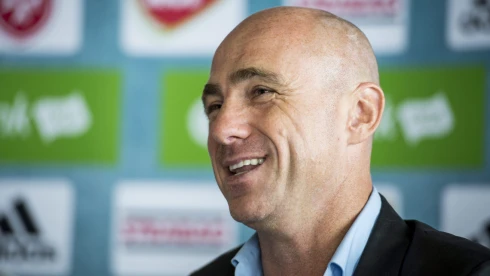 Érkezett az exújpesti edző, elment az exújpesti támadó