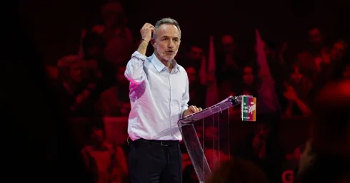 A baloldali Emmanuel Grégoire nyerte a párizsi főpolgármester-választás első fordulóját