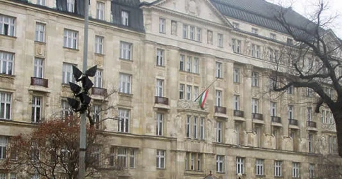 Alig két napig lehet licitálni a Pénzügyminisztérium épületére – kiderült a kikiáltási ár is