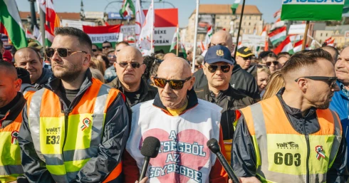 Bepöccent Pataky Attila a Békemeneten, amikor a Kossuth-díjáról kérdezték - videó