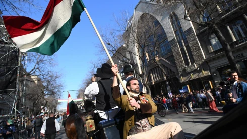 Egy rejtőzködő Tisza-önkéntes szerint a Fidesz csak csalással győzhet