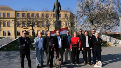 Hagyományteremtő pécsi sajtónap