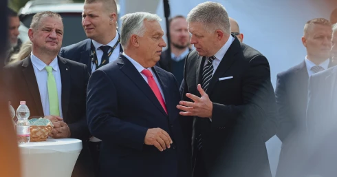 Robert Fico: Orbán Viktor joggal félti a családját, Volodimir Zelenszkij képes az erőszakra