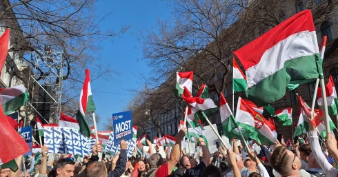 Sokan, de egy kormányváltáshoz elegen?