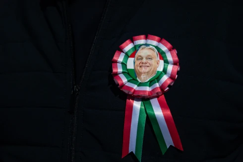 Tömegelés és showműsor