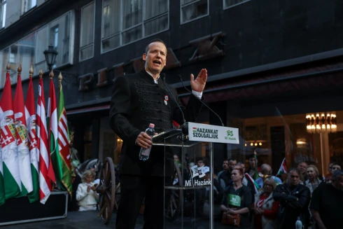 Zsidókra fújnak a mi hazánkosok