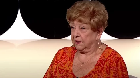 Rosszul lett a színpadon Pásztor Erzsi, félbe kellett szakítani az előadást