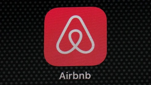 64 millió euróra büntették az Airbnb-t Spanyolországban