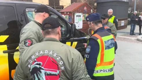 A kőszegi fideszes önkormányzat jegyzőjének nyomására jelentették fel a Bűnvadászokat