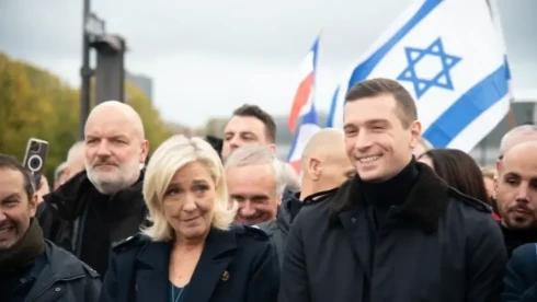 Hiába árulták el elveiket, Le Penék így is buktak minden polgármester-választást